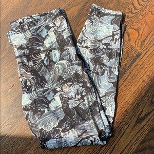 NWOT Lululemon 7/8 leggings